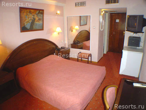 Hellinis Hotel 9